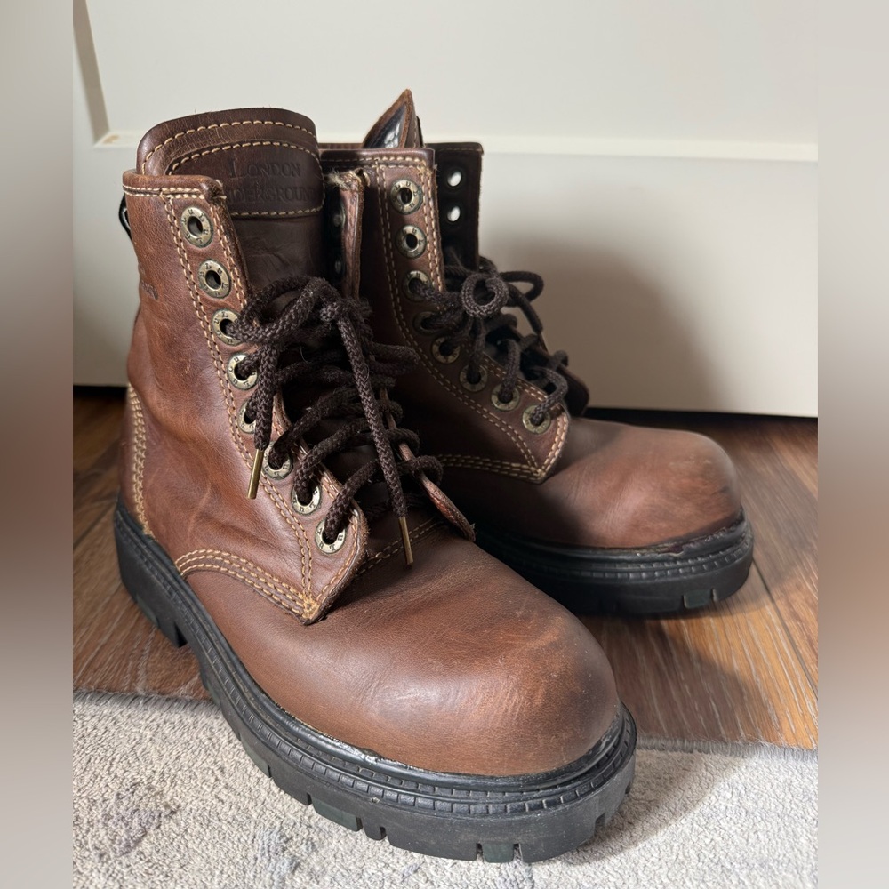 Vintage London Underground platform leather boots Y2K 90’s - 8M